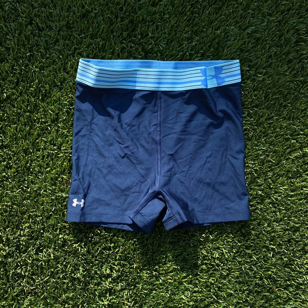Under Armour Women’s Mid Compression Shorts